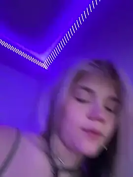 Snapshot of Cutiepiespanks chatting on October 2025 08:34:01 AM Cutiepiespanks online show from October 2025 08:34:01 AM