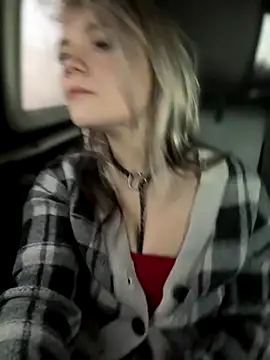 Snapshot of Cutiepiespanks chatting on November 2025 08:53:02 PM Cutiepiespanks online show from November 2025 08:53:02 PM