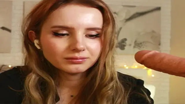 Betty June online show from February 2025 12:41:01 AM