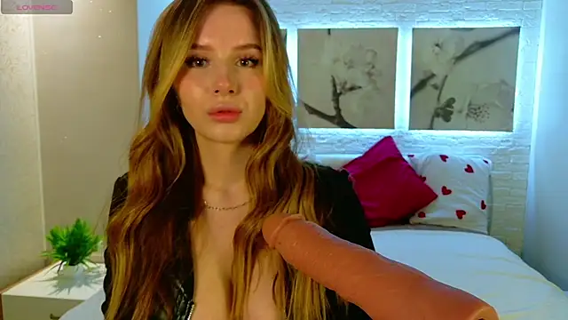 Betty June online show from February 2026 08:41:02 PM