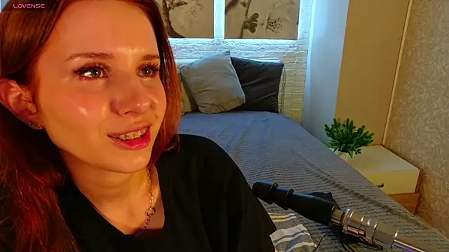 Betty June online show from June 2026 08:18:01 PM