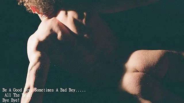 Snapshot of VIktorSecret chatting on December 2024 04:00:02 PM VIktorSecret online show from December 2024 04:00:02 PM