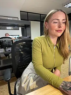 EmaSalis online show from February 2025 11:20:01 AM