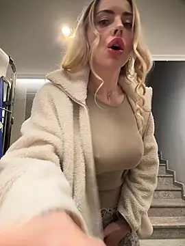 EmaSalis online show from March 2026 08:18:02 AM