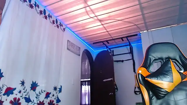 Snapshot of Adam_Hudsond chatting on February 2026 03:26:02 PM Adam Hudsond online show from February 2026 03:26:02 PM