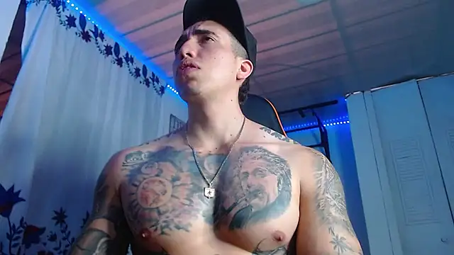 Snapshot of Adam_Hudsond chatting on February 2026 12:44:02 PM Adam Hudsond online show from February 2026 12:44:02 PM