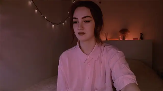 LilyFarey online show from February 2025 08:22:01 PM