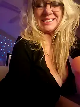 Snapshot of IMS_BHAVEN chatting on December 2024 07:13:02 AM IMS BHAVEN online show from December 2024 07:13:02 AM