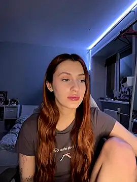 Uniarten online show from November 2025 06:30:02 PM