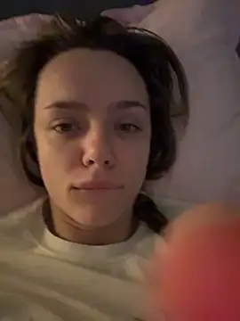 Snapshot of Kylie_Desire chatting on November 2025 11:32:01 PM Kylie Desire online show from November 2025 11:32:01 PM