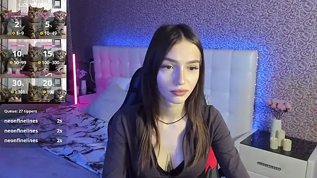 SophieCatty online show from February 2025 09:36:01 AM