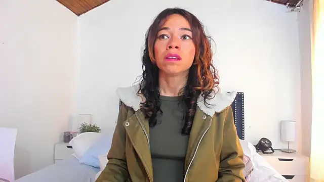 ZulyMichels online show from February 2025 03:53:01 PM