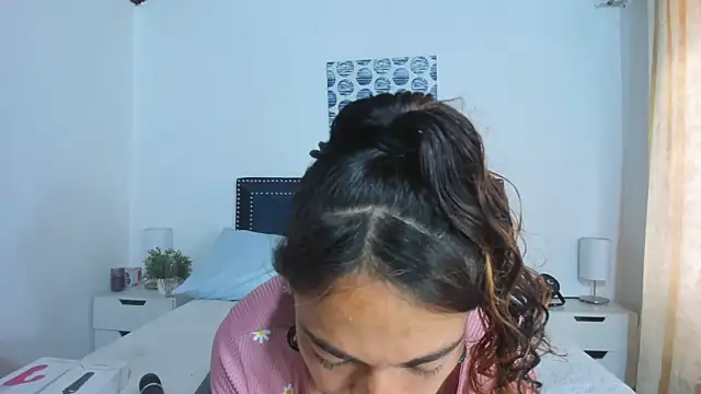 ZulyMichels online show from February 2025 12:38:02 PM