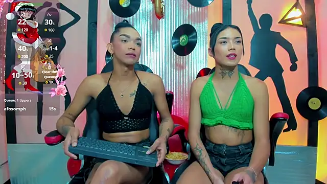 nickyminach  online show from December 2025 07:19:02 PM