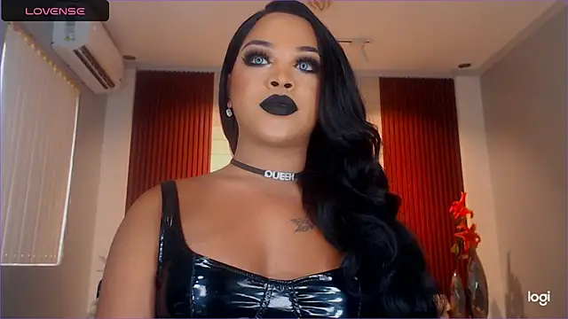 MarryQueen22 online show from June 2026 02:02:02 AM