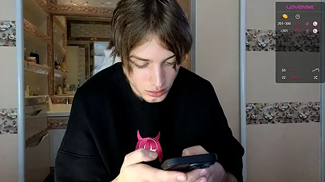 Cryptikov online show from October 2025 09:28:01 AM