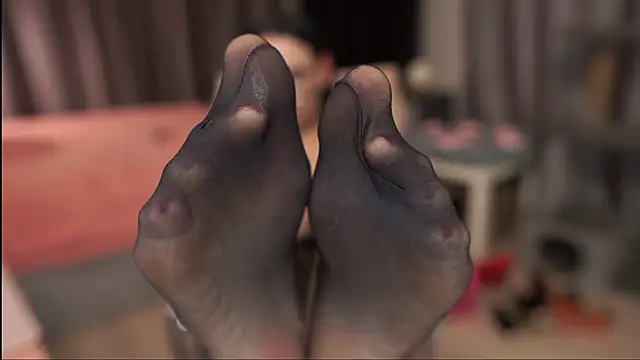 show must goon  online show from September 2025 05:07:02 PM