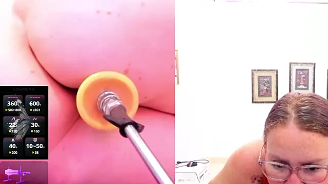 Paulina Davis  online show from February 2025 09:58:02 AM