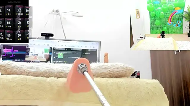 Paulina Davis  online show from March 2026 12:03:01 AM