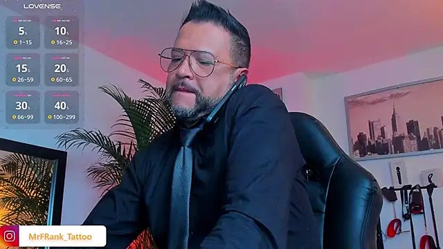 MrFrank tattoo online show from December 2024 12:06:01 PM