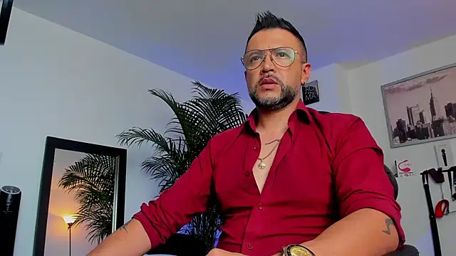 MrFrank tattoo online show from January 2025 03:58:02 PM