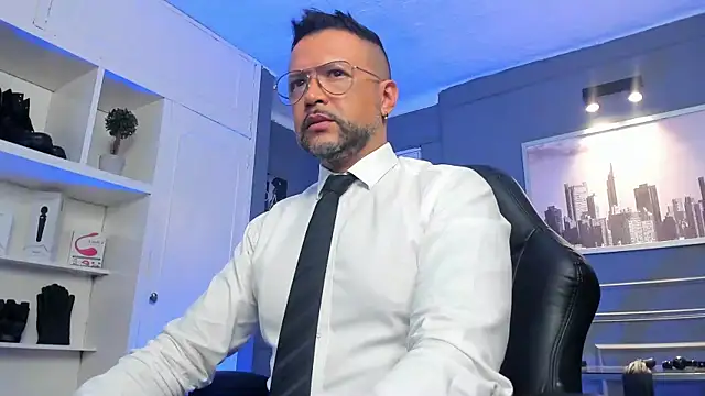 MrFrank tattoo online show from March 2025 01:39:02 PM