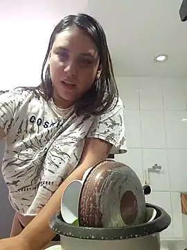 LizzRouse online show from October 2025 05:13:02 PM