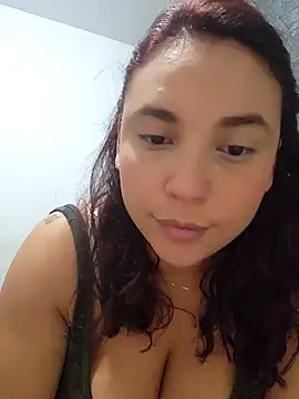 LizzRouse online show from November 2025 07:13:01 PM