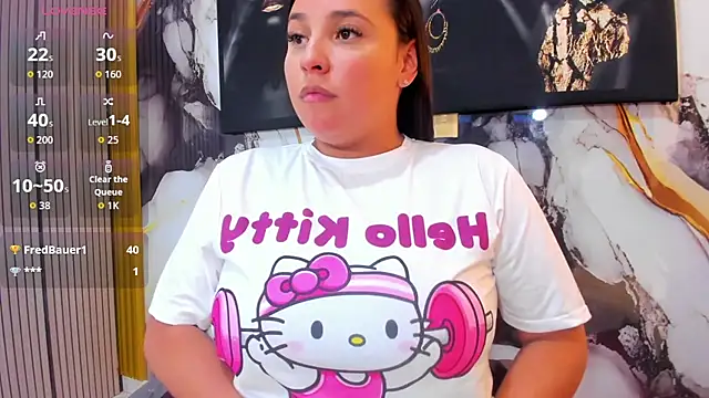 Snapshot of LizzRouse chatting on June 2026 09:13:01 PM LizzRouse online show from June 2026 09:13:01 PM