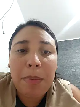 Snapshot of LizzRouse chatting on July 2026 10:15:01 PM LizzRouse online show from July 2026 10:15:01 PM