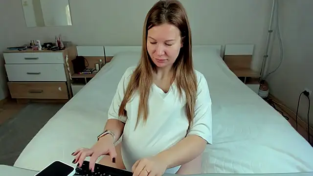 Snapshot of stella_vestal chatting on February 2025 04:04:01 AM stella vestal online show from February 2025 04:04:01 AM