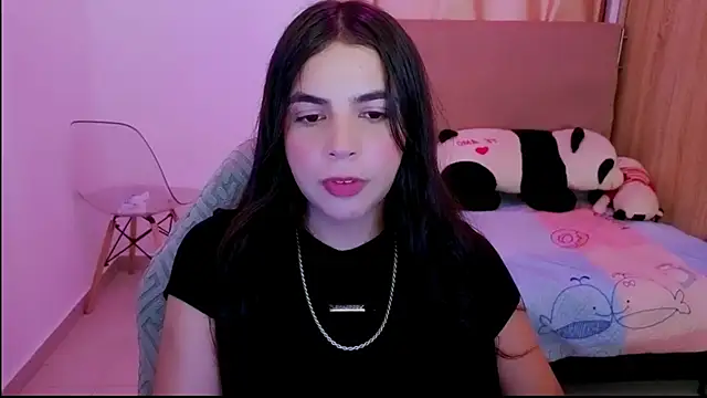  elenna online show from April 2026 07:18:02 PM