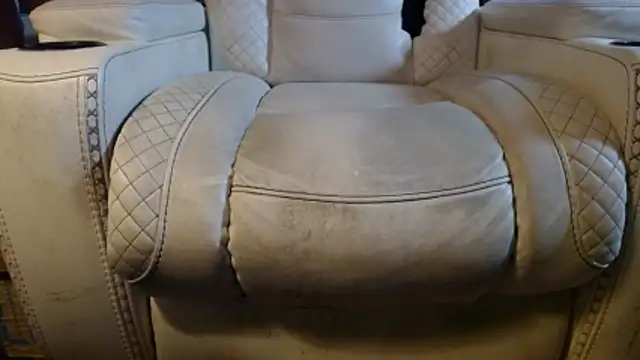 honeylovelace online show from December 2025 09:34:02 PM