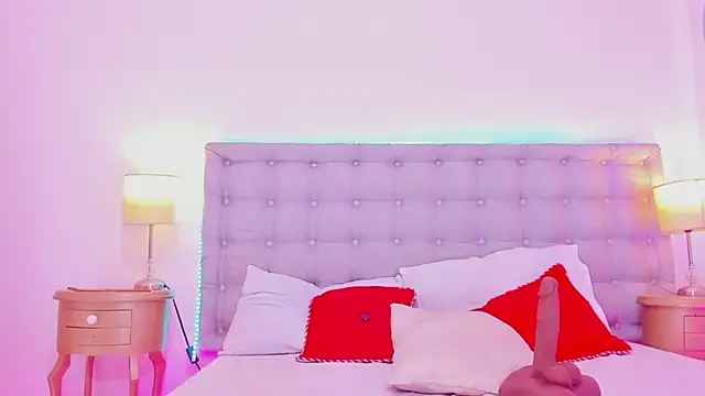 laqquishax online show from February 2025 06:10:01 PM