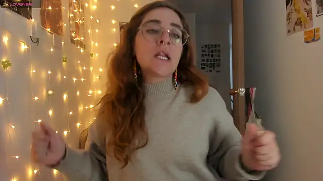 linda giggle online show from October 2025 12:21:02 AM