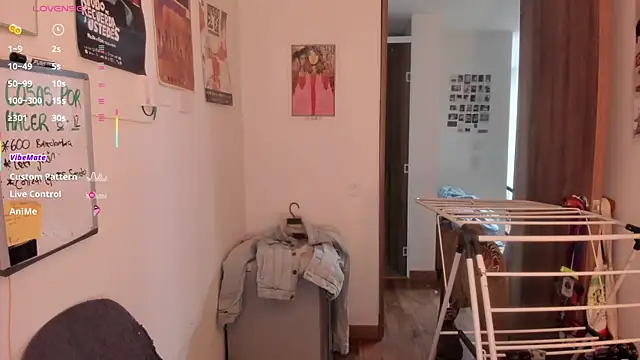 linda giggle online show from April 2026 12:49:02 AM