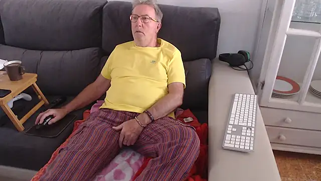 Nudelschwanz online show from February 2025 02:02:01 PM