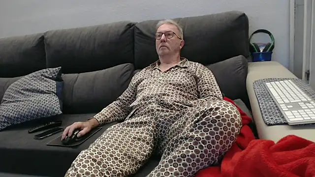 Nudelschwanz online show from February 2026 06:39:02 AM