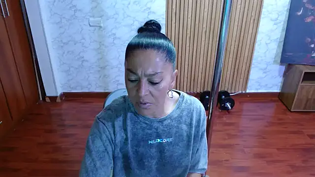 Anitta muscle online show from July 2026 08:03:02 PM