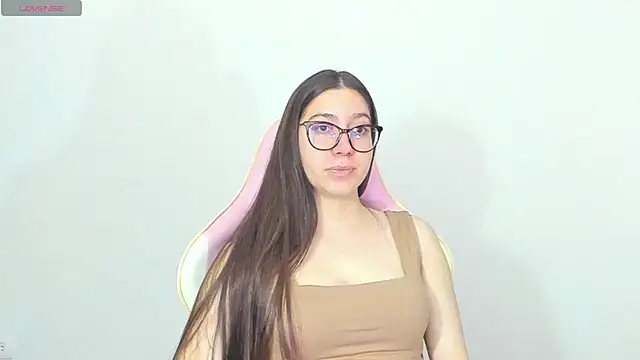 alice-love1 online show from March 2025 02:30:02 AM