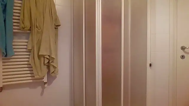 woww791 online show from September 2025 03:34:01 PM