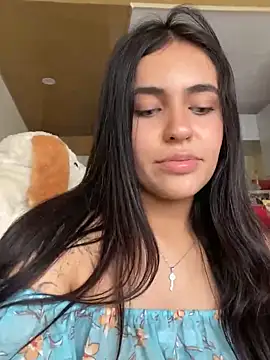 Snapshot of DaphneUwu chatting on February 2025 08:54:02 PM DaphneUwu online show from February 2025 08:54:02 PM