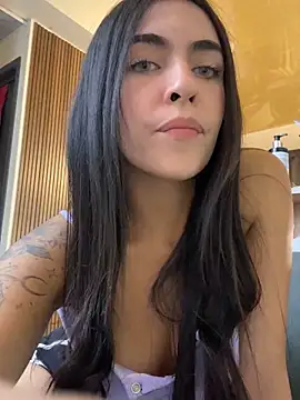 Snapshot of DaphneUwu chatting on November 2025 11:16:01 PM DaphneUwu online show from November 2025 11:16:01 PM