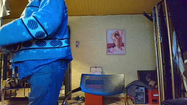 Snapshot of jeanlulu chatting on December 2025 05:09:01 PM jeanlulu online show from December 2025 05:09:01 PM