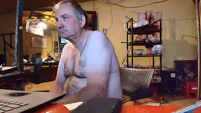 Snapshot of jeanlulu chatting on July 2026 08:00:01 PM jeanlulu online show from July 2026 08:00:01 PM