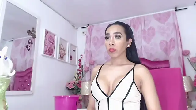 Divaxhermosa online show from January 2025 06:06:02 AM