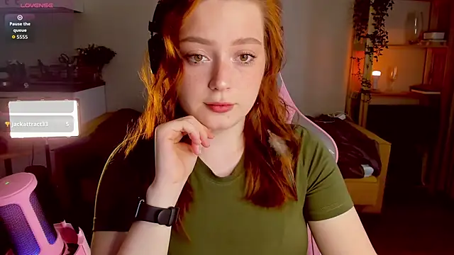 Sofy Benson online show from October 2025 12:05:01 PM