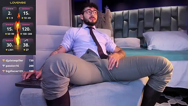 MarkWalker   online show from February 2025 01:22:01 PM