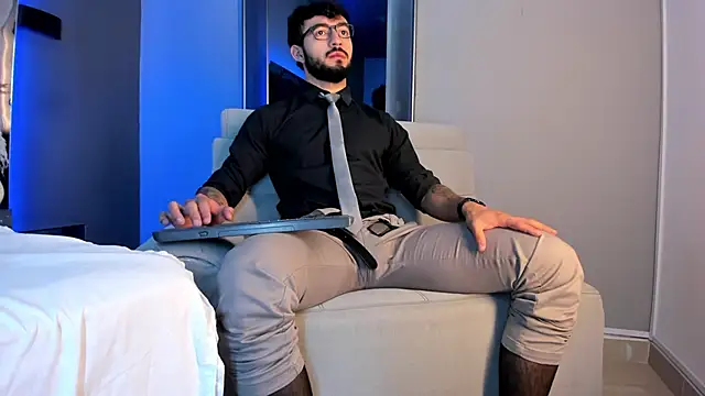 MarkWalker   online show from February 2025 10:44:02 AM