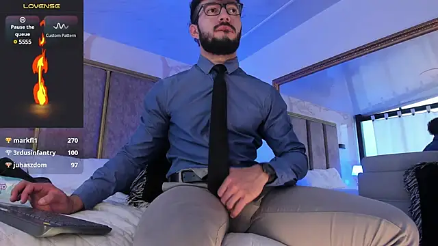 MarkWalker   online show from March 2025 04:49:01 PM